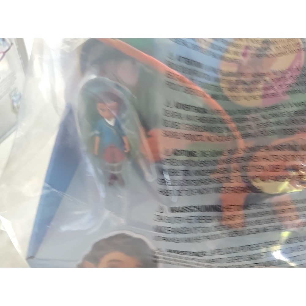 🦄✨ Spellbound Netflix Toy Set • Ellian Doll + Deluxe Gryphon & Cub • NEW Sealed - Picture 3 of 12